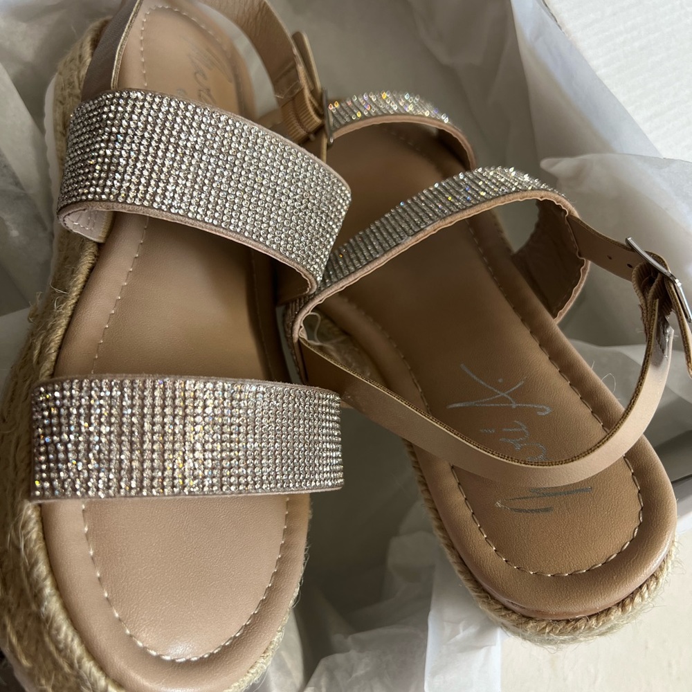 NIB Mari A. Tamara Nude Sandals Size 8.5 Espadrille - Picture 7 of 9